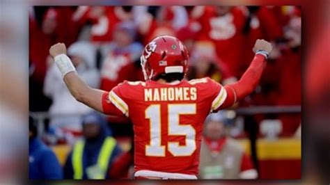 Hy Vee Homecoming: Mahomes' Triumph on His Home Field